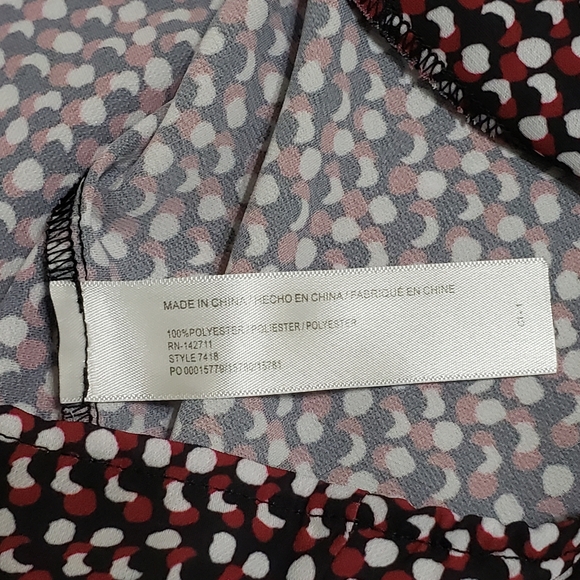 Eloquii Sleeveless V-Neck Blouse Size 16 - Picture 8 of 10